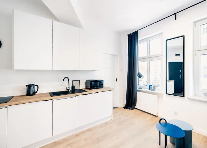 Stary Rynek, Old Town Self-check In